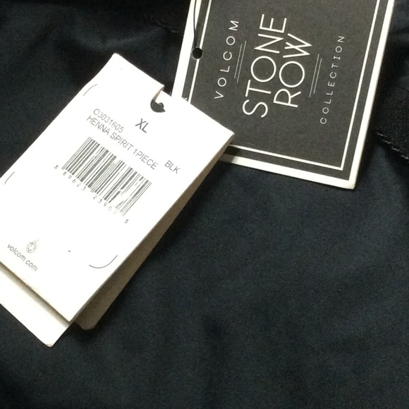 Volcom henna spirit one piece NWT - Picture 6 of 6